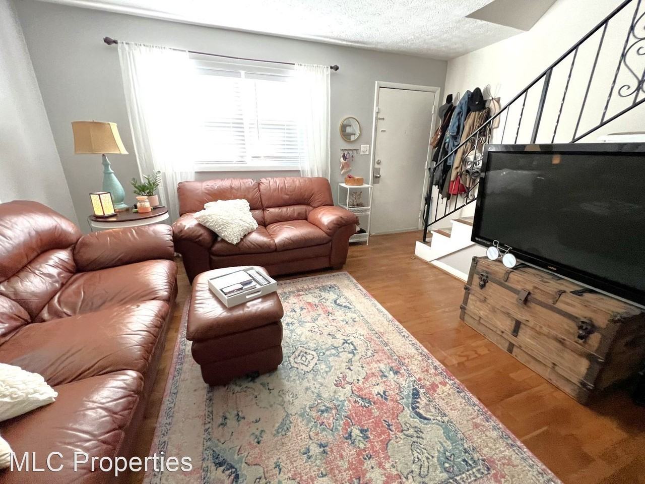 81 East Wesley Road - Photo 2 of 10