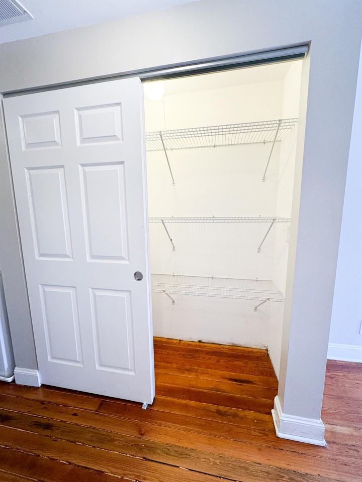 1711 S 8th St #B - Photo 4 of 10