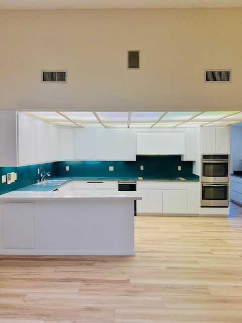 2441 Dresden Pl #1 - Photo 7 of 36