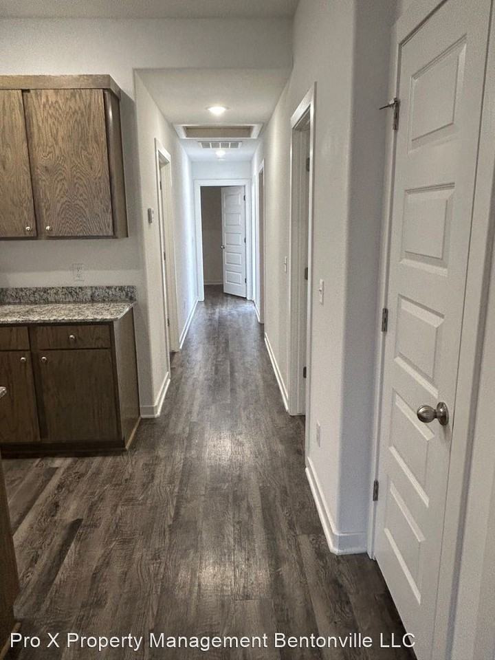 644 Hidden Springs Dr. 1,2,3,4 - Photo 2 of 25