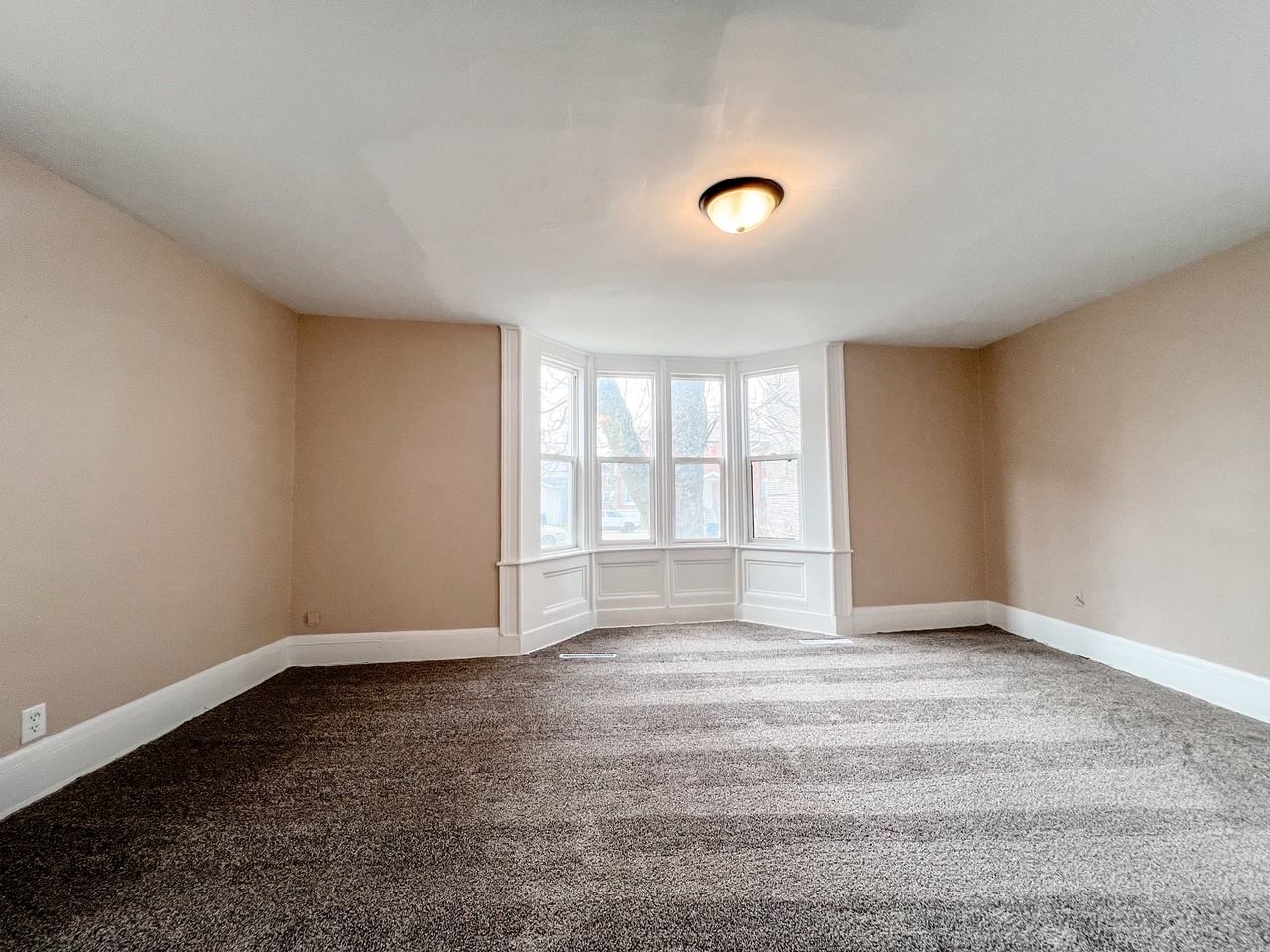 220 S Entrance Ave #1F