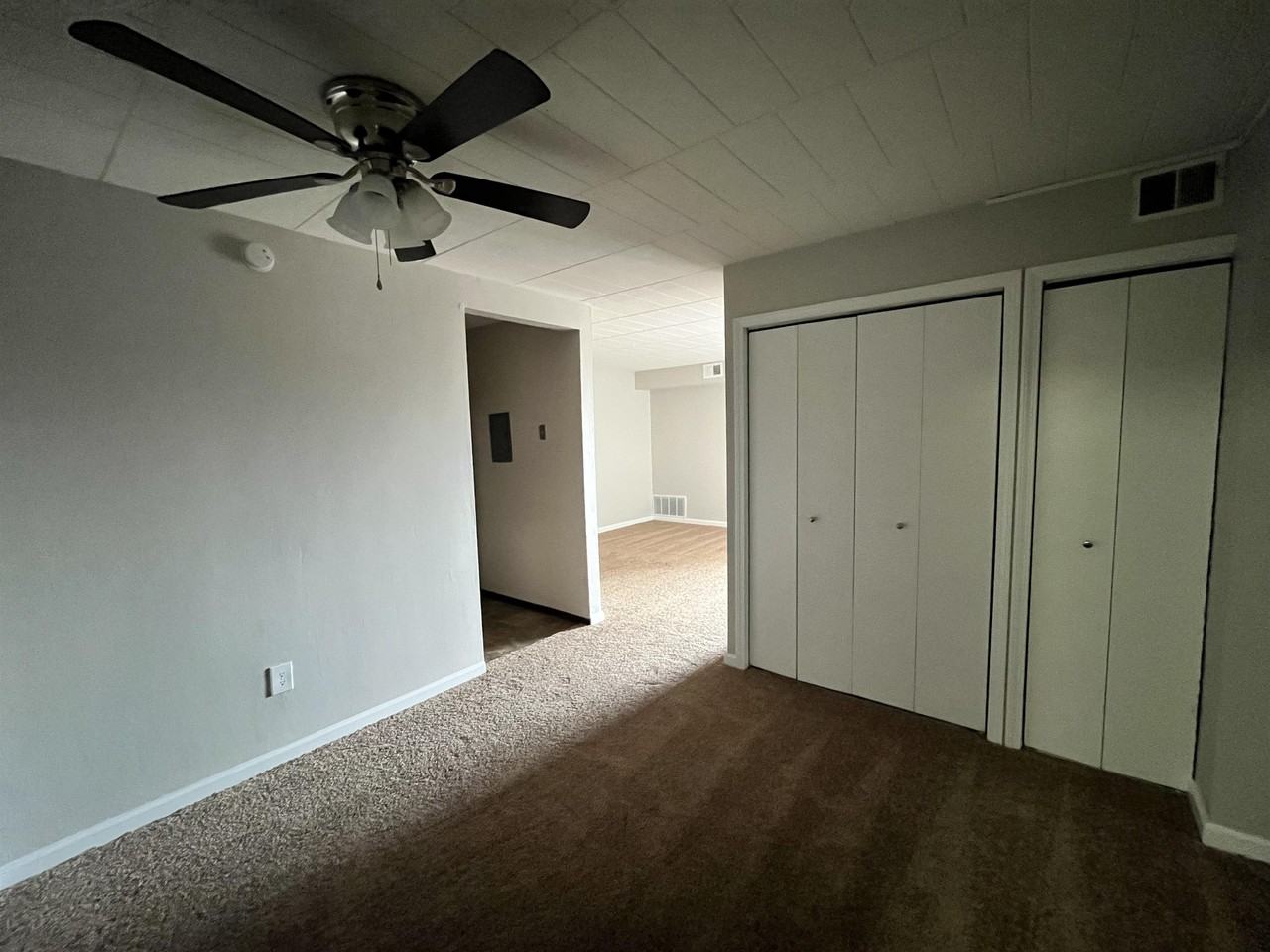 3950 3950 OLD WILLIAM PENN HIGHWAYAPT 521 #521 - Photo 2 of 12