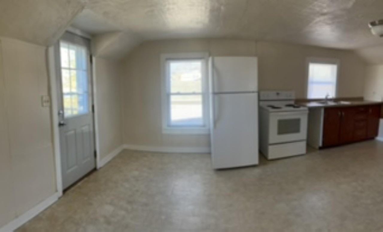 801 South Erie Street #801-1-2 - Photo 7 of 11