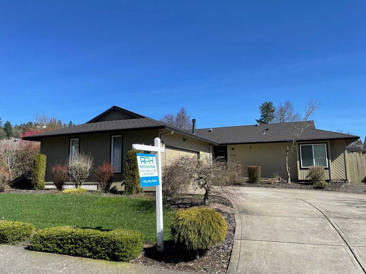 12956 Se 126th Ave - Photo 2 of 50