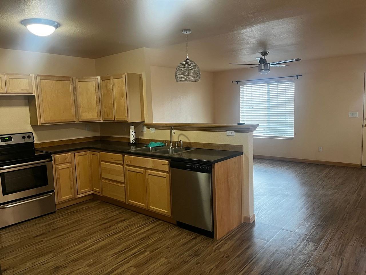 Darlene Doane - Photo 3 of 11