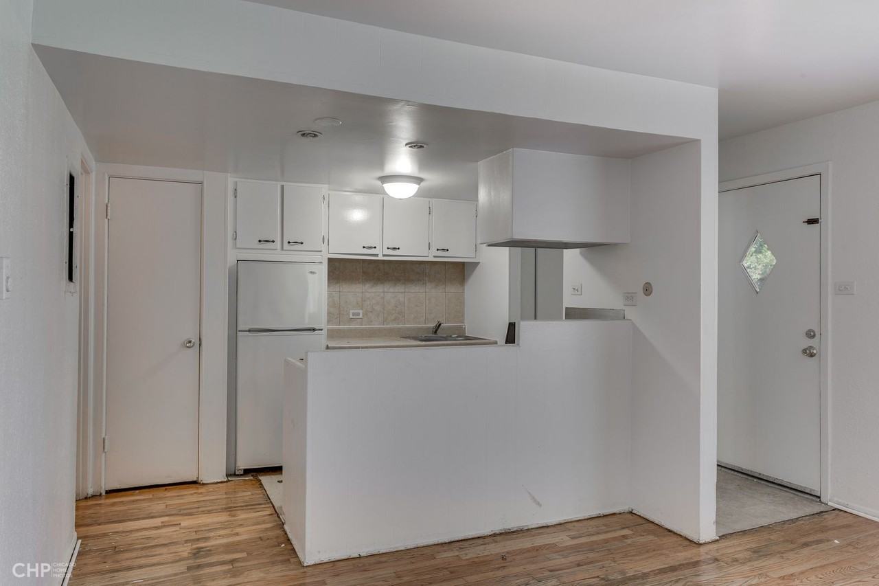 Governors Place - Photo 3 of 4