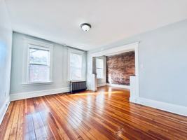featured image of 165 Park St