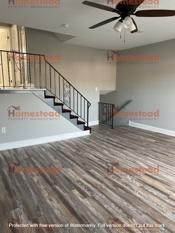 123 Ervin Ave - Photo 2 of 42