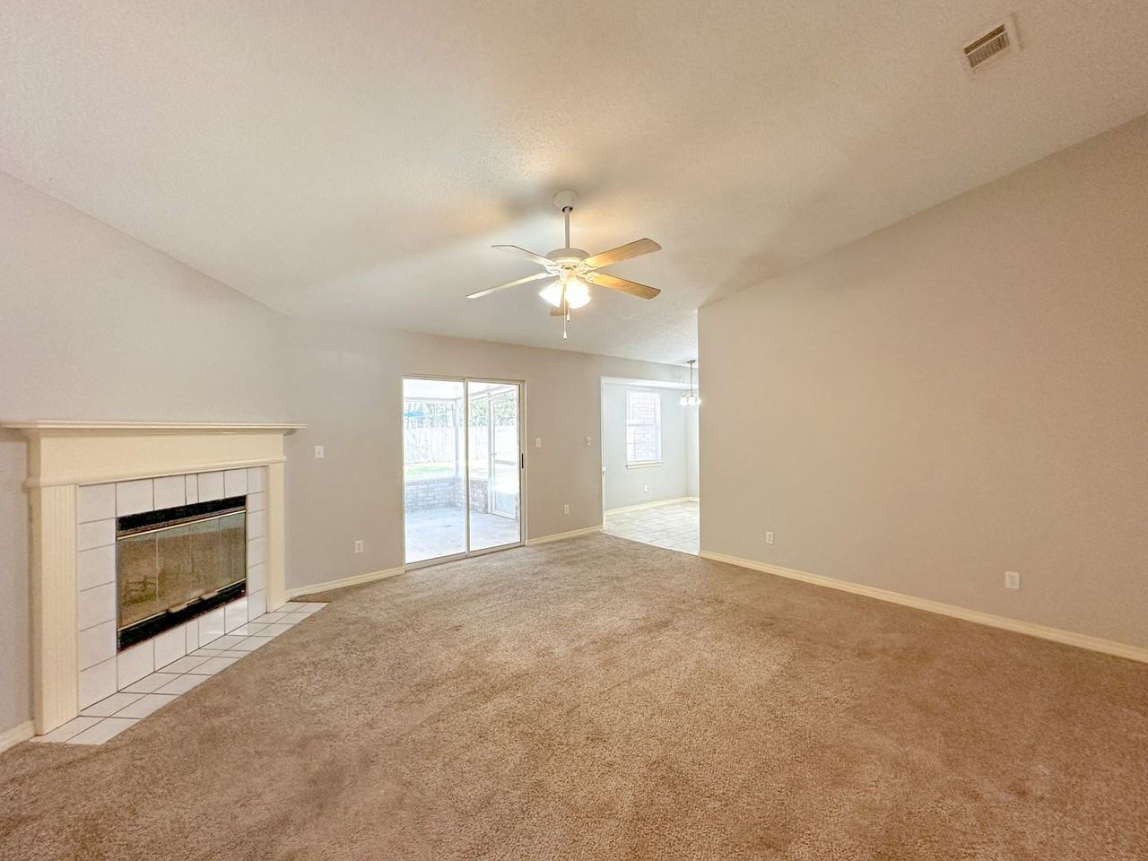 5105 Westport Dr - Photo 3 of 24