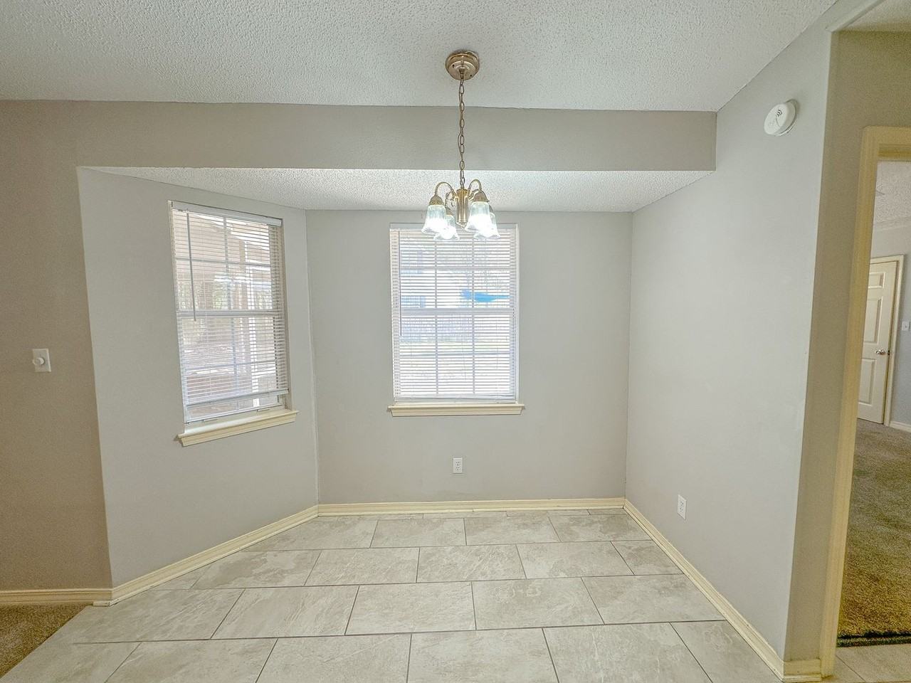 5105 Westport Dr - Photo 6 of 24