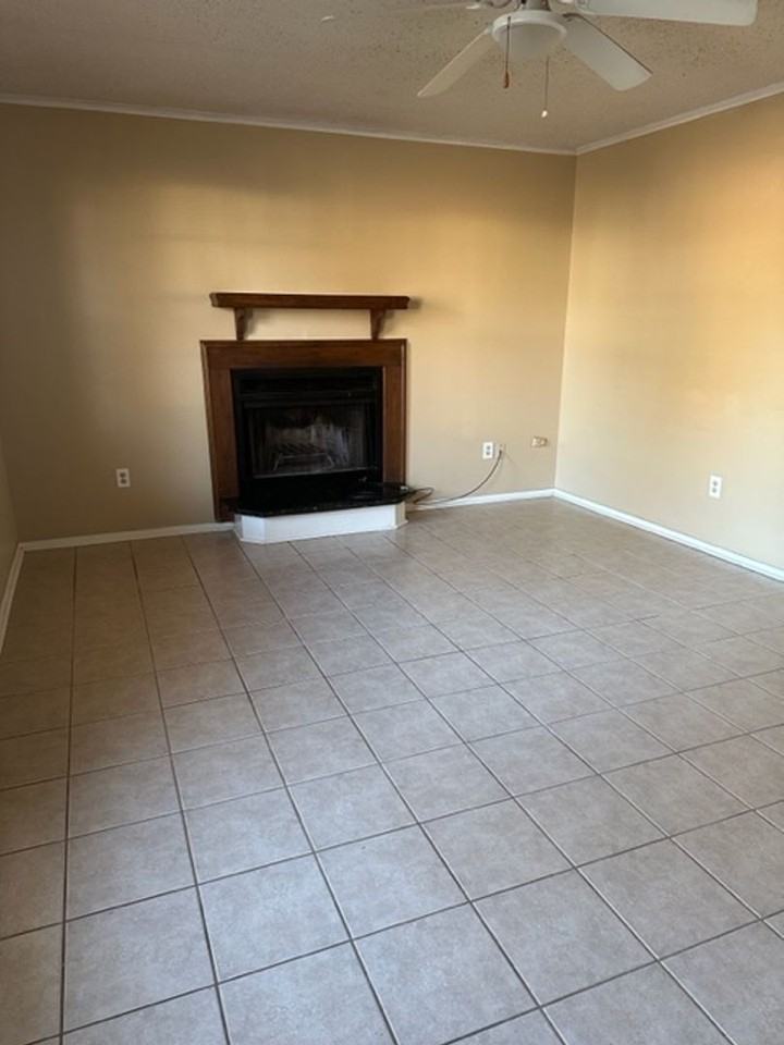 1315 Norris Dr - Photo 4 of 9