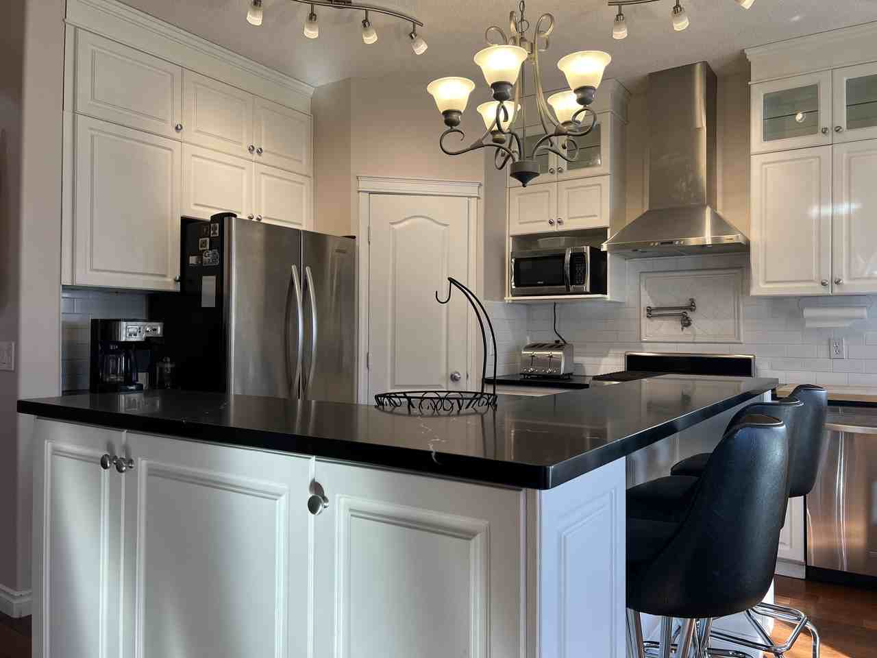 3745 Douglas Ridge Way Southeast - Photo 3 of 31