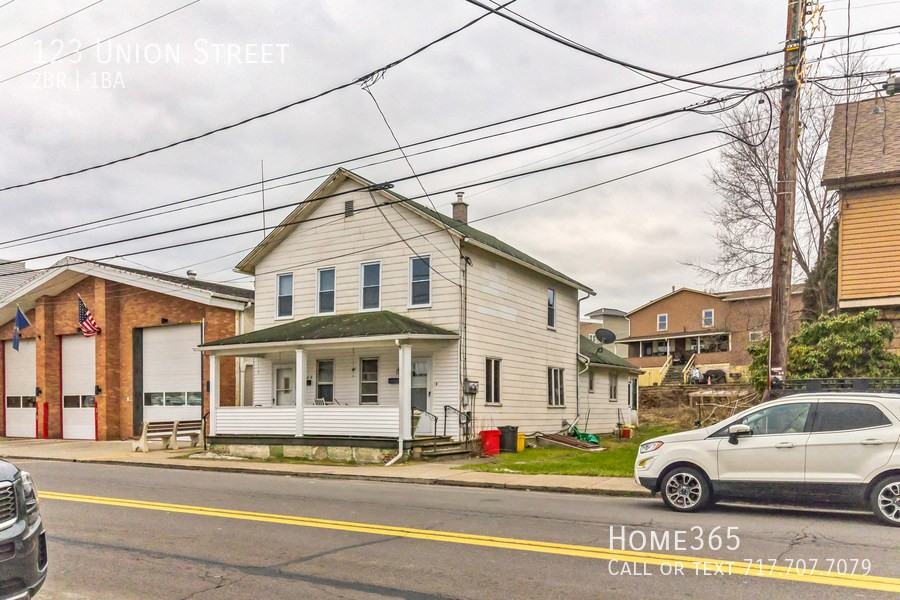 123 Union St - Photo 2 of 11