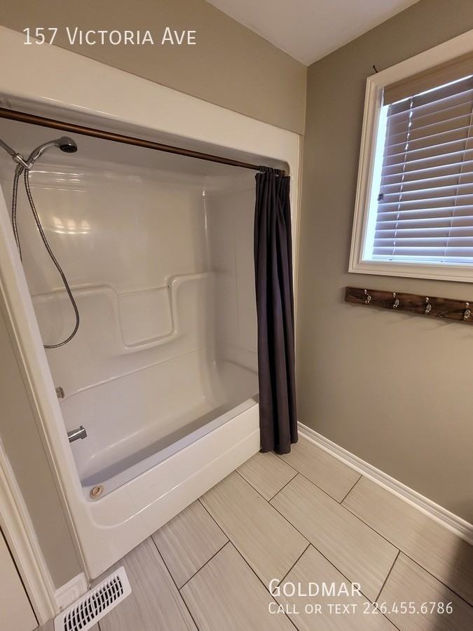 157 Victoria Ave - Photo 3 of 22