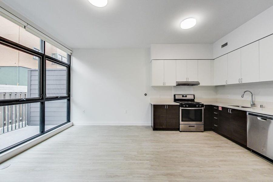 4435 Piedmont Avenue - Photo 3 of 29