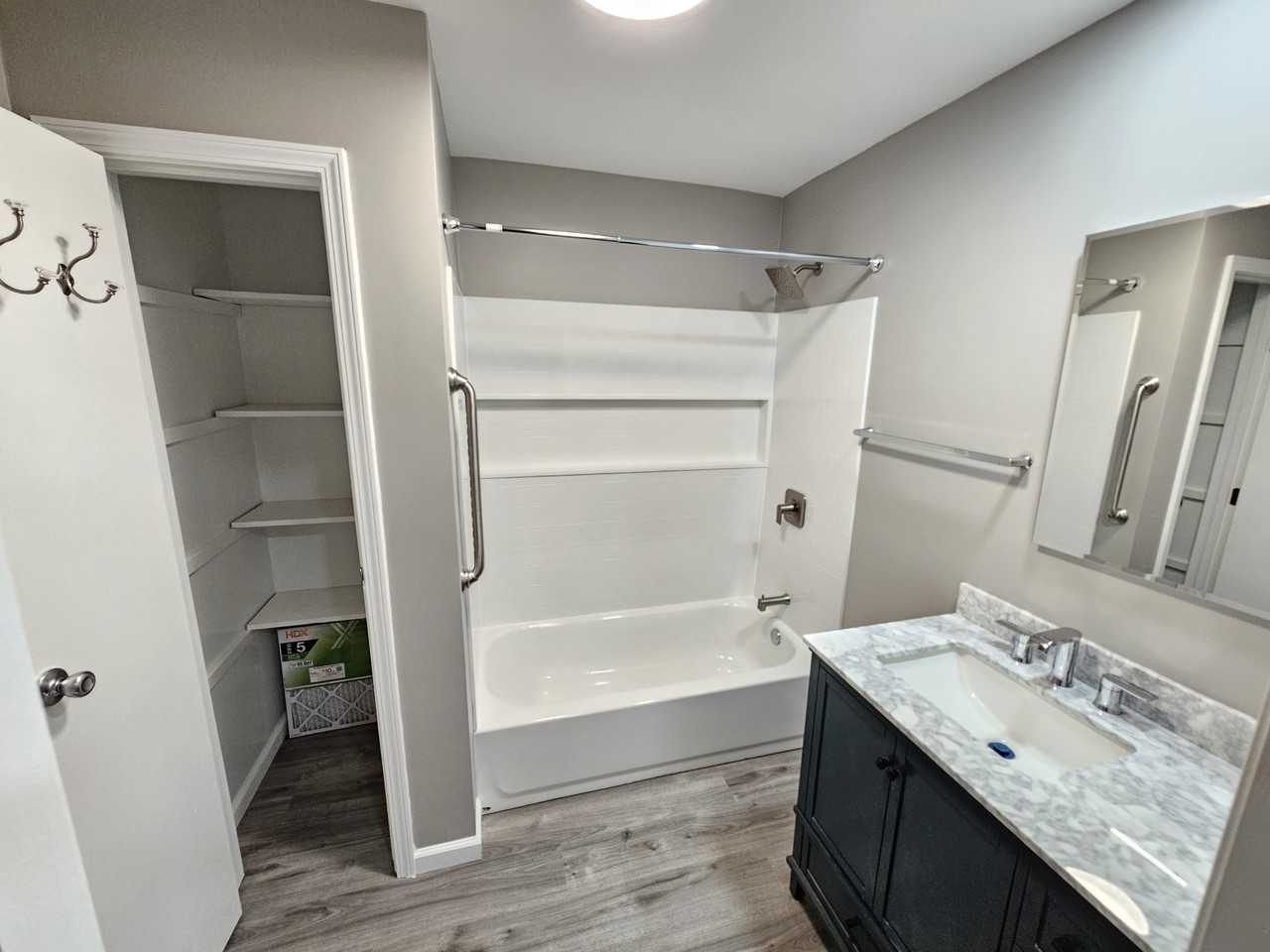 2323 S Hunter Rd #NA - Photo 5 of 10