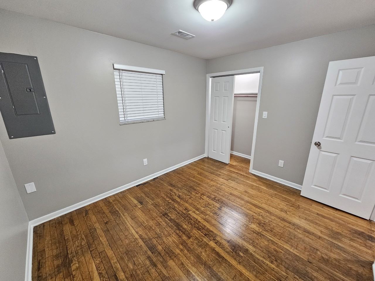 2323 S Hunter Rd #NA - Photo 7 of 10