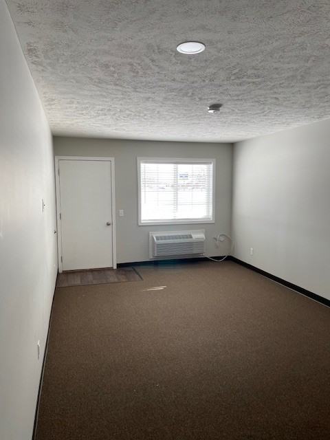 109 S Greenville West Dr #26 - Photo 2 of 9