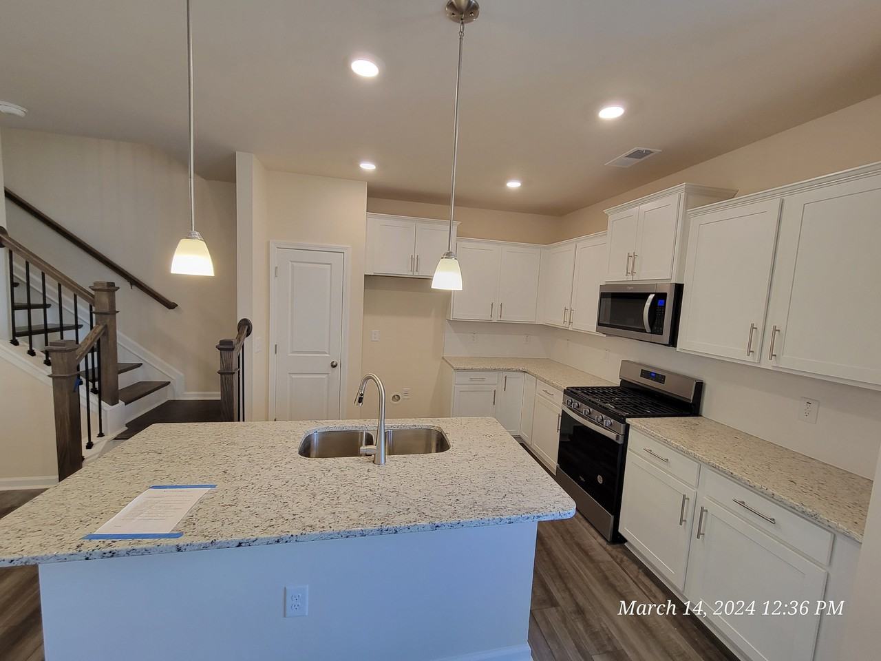 424 Glen Clova Dr #100 - Photo 5 of 24
