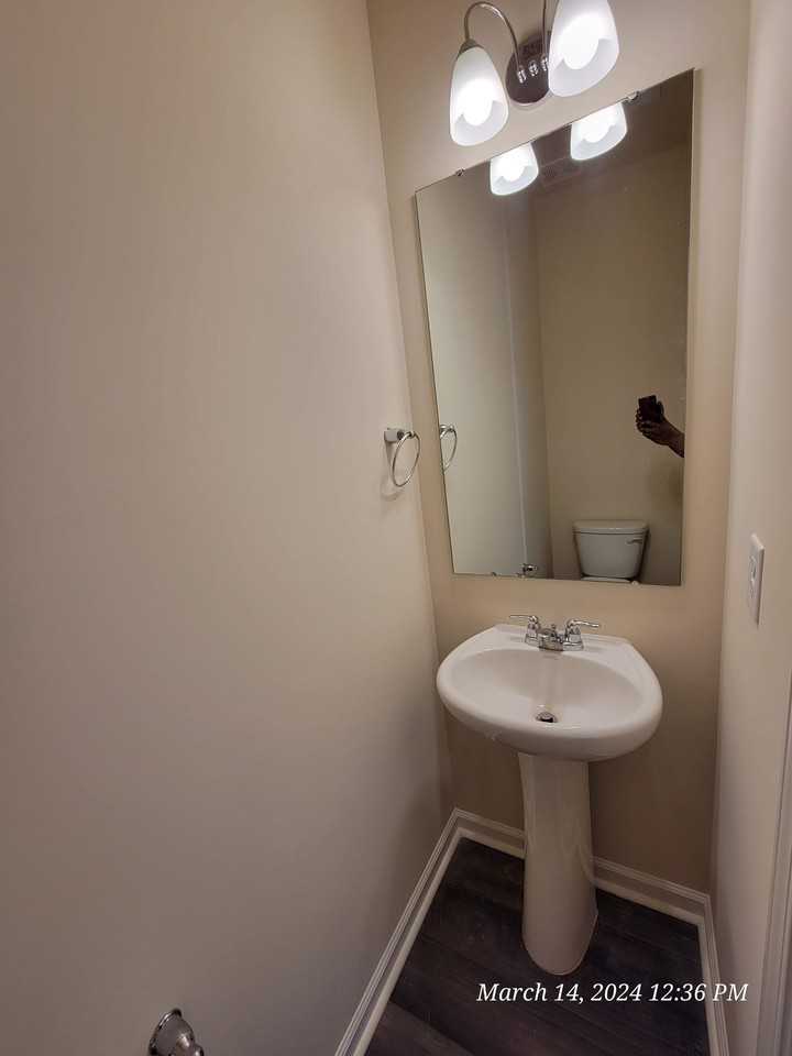 424 Glen Clova Dr #100 - Photo 7 of 24