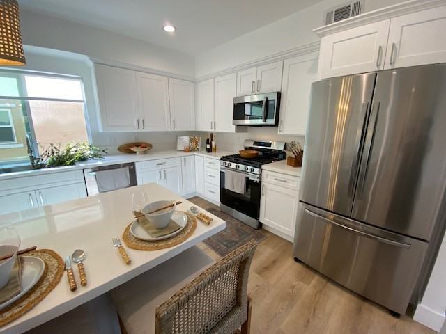 7250 Lotus Ave #1 - Photo 4 of 27