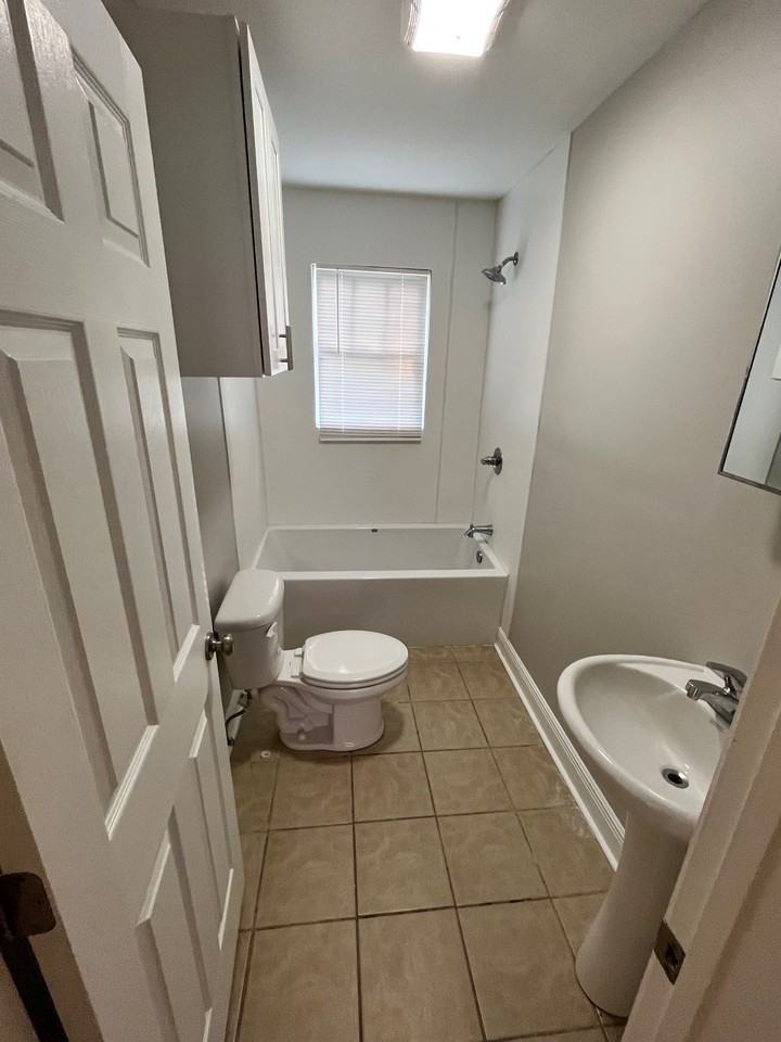 2131 9th St #NA - Photo 6 of 12