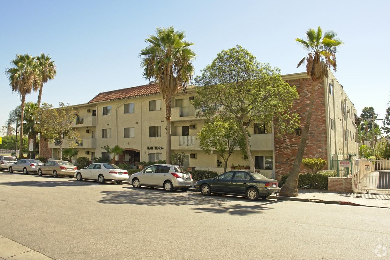 7000 Hawthorn Avenue #137 - Photo 2 of 18