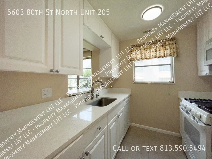 5603 80th St N Unit 205 - Photo 3 of 27