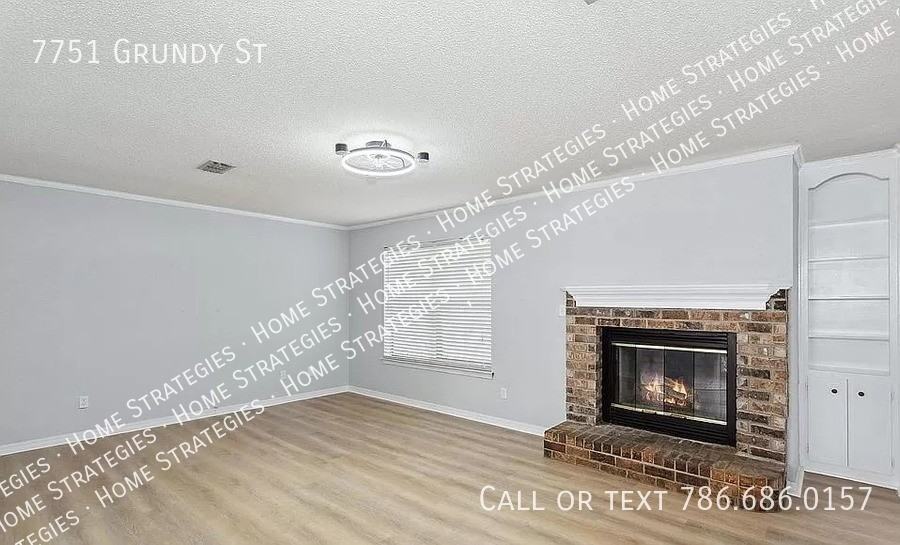 7751 Grundy St - Photo 2 of 15