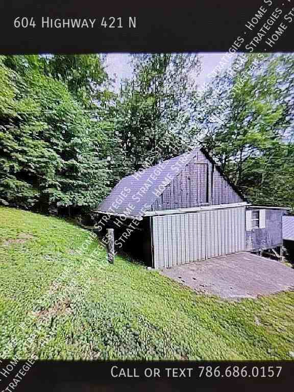 604 Highway 421 N - Photo 3 of 44