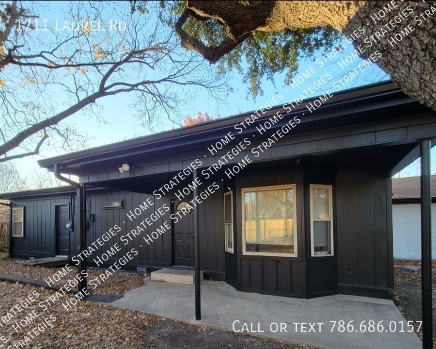 1711 Laurel Rd - Photo 3 of 20