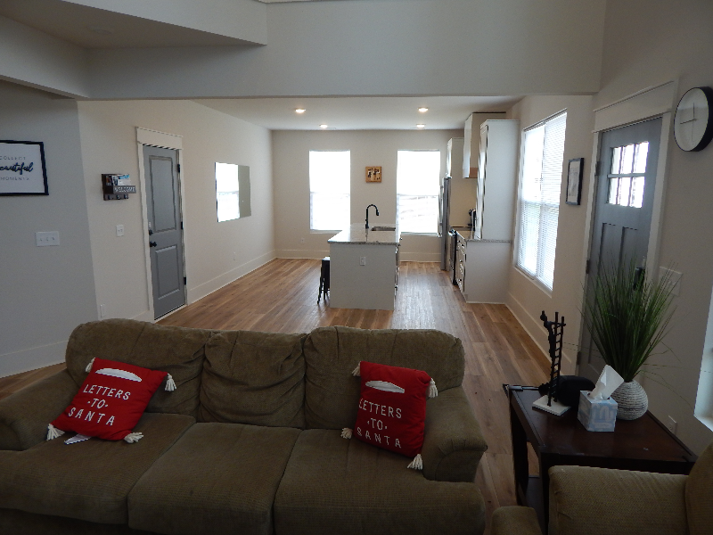 233 Marshland Ln - Photo 6 of 27