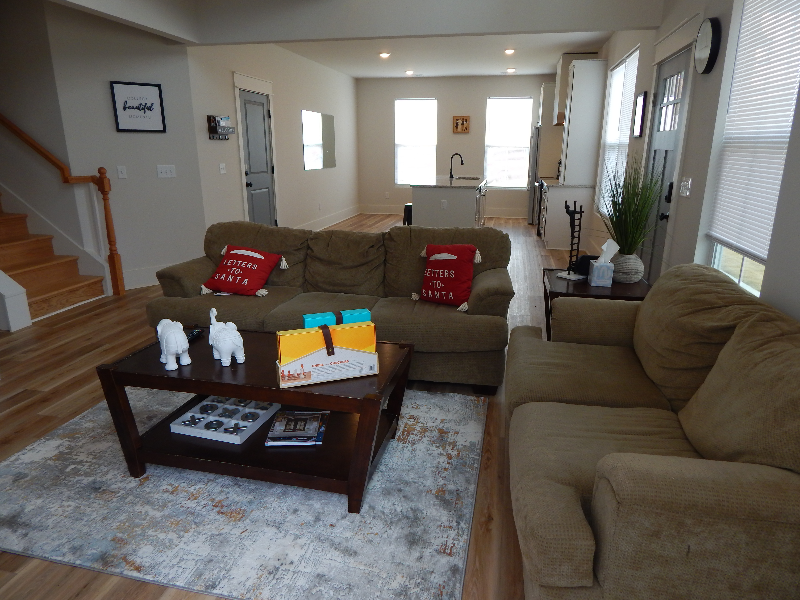 233 Marshland Ln - Photo 7 of 27