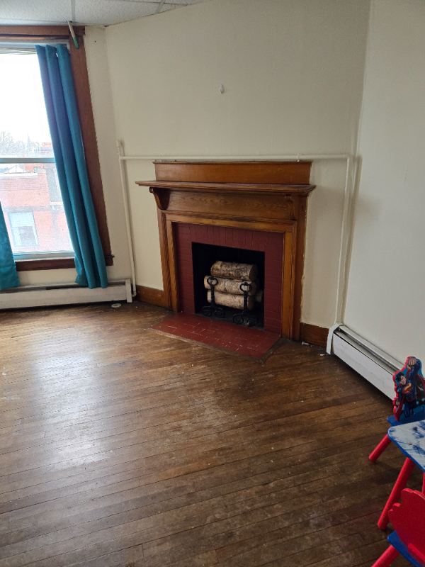 163 Main St #4 - Photo 2 of 3