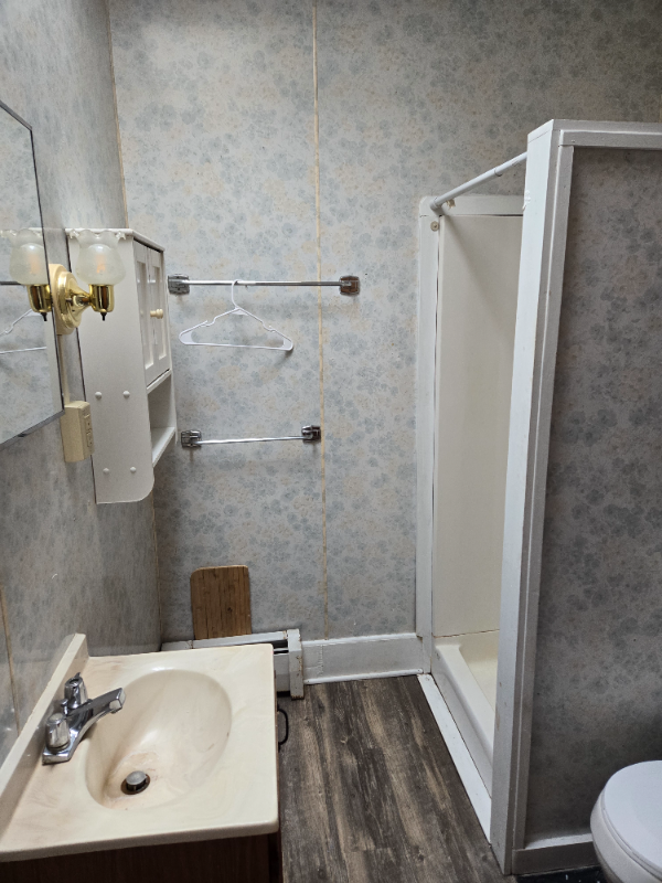 163 Main St #4 - Photo 3 of 3