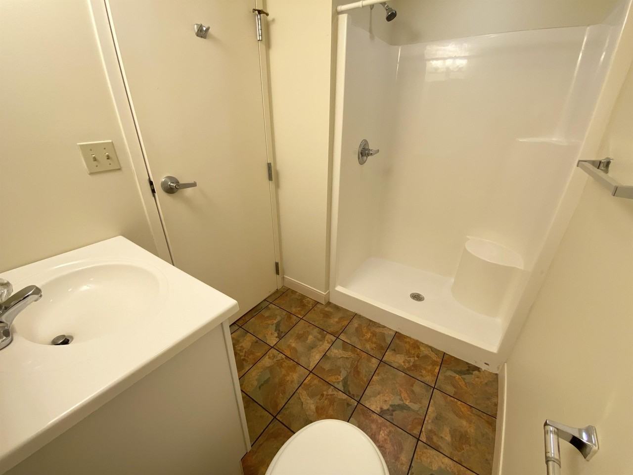 800 James AveUnit 4106 #4106 - Photo 7 of 37