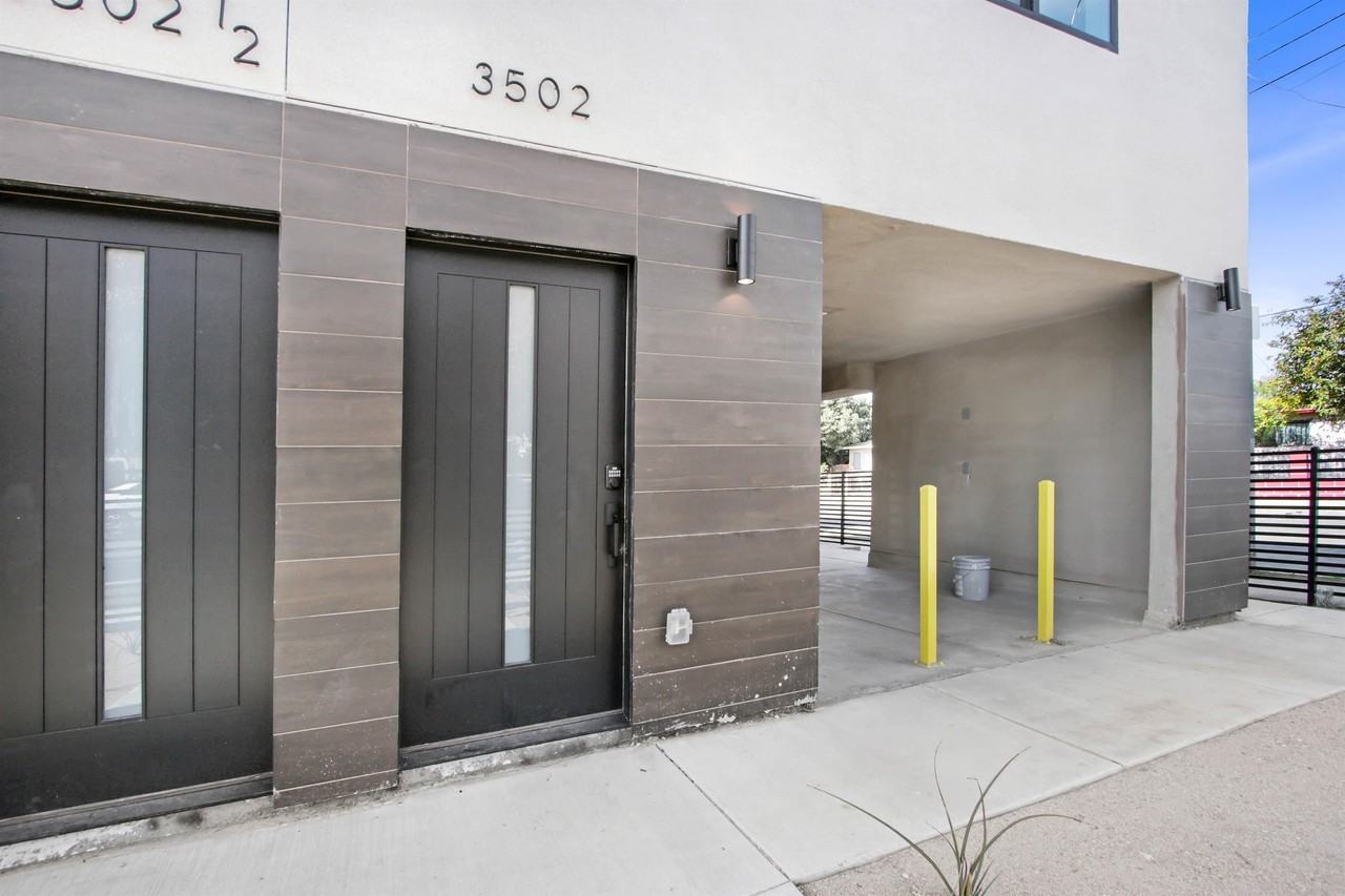 3502 E 7th St #3502E7thST - Photo 5 of 19