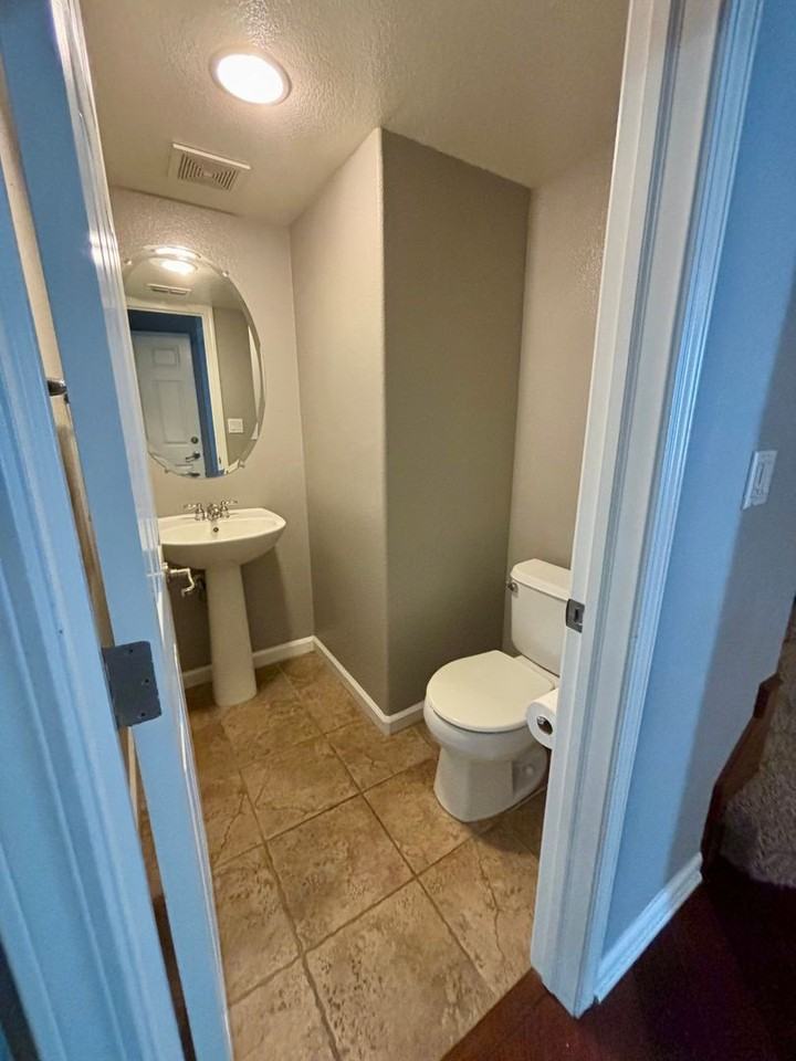 1964 Alice Way - Photo 4 of 27
