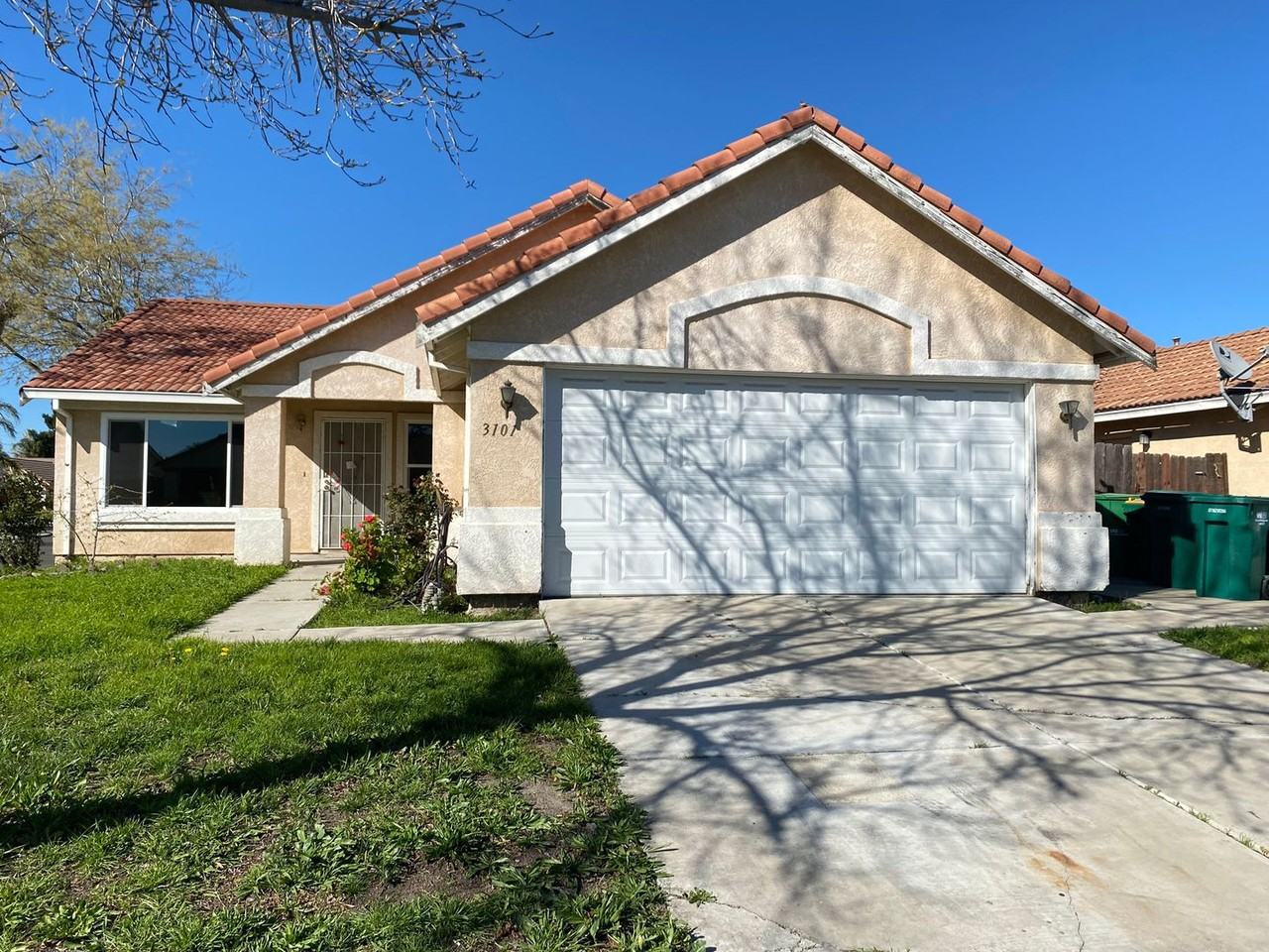 3101 Fairbury Ln - Photo 3 of 23