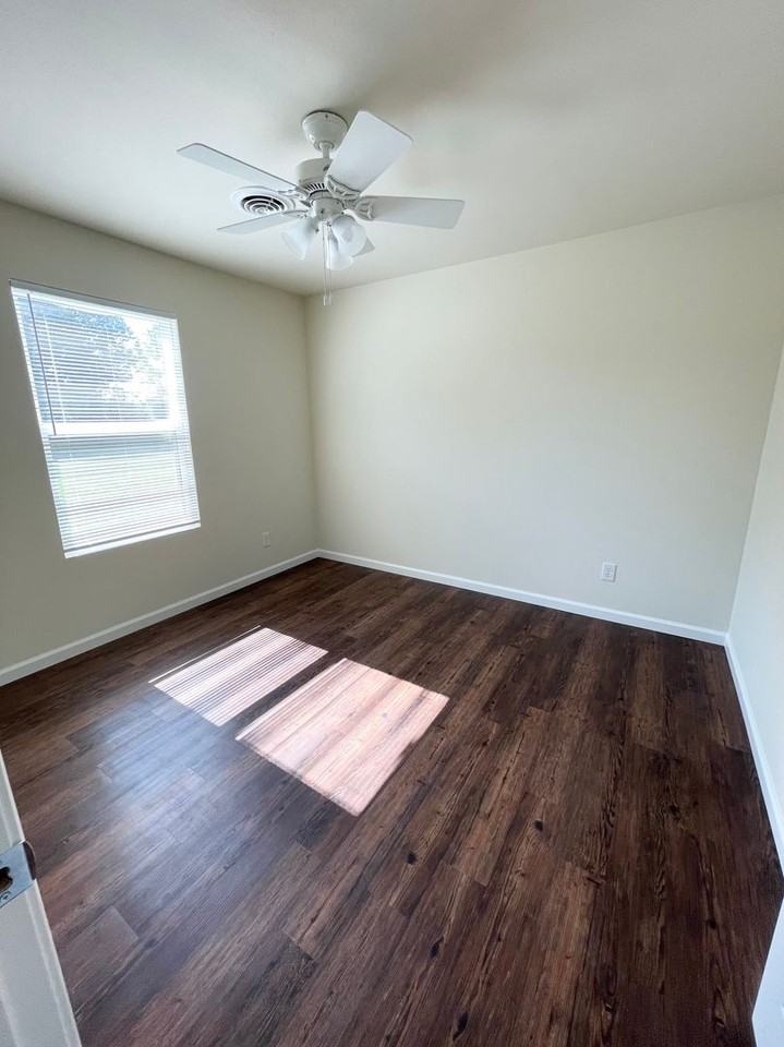 25 Montee Ln - Photo 3 of 7