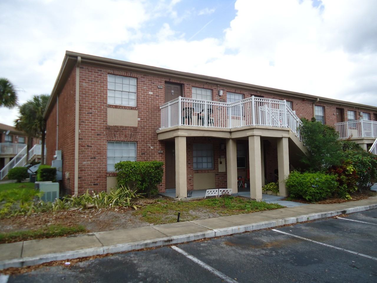 2422 Branch Way