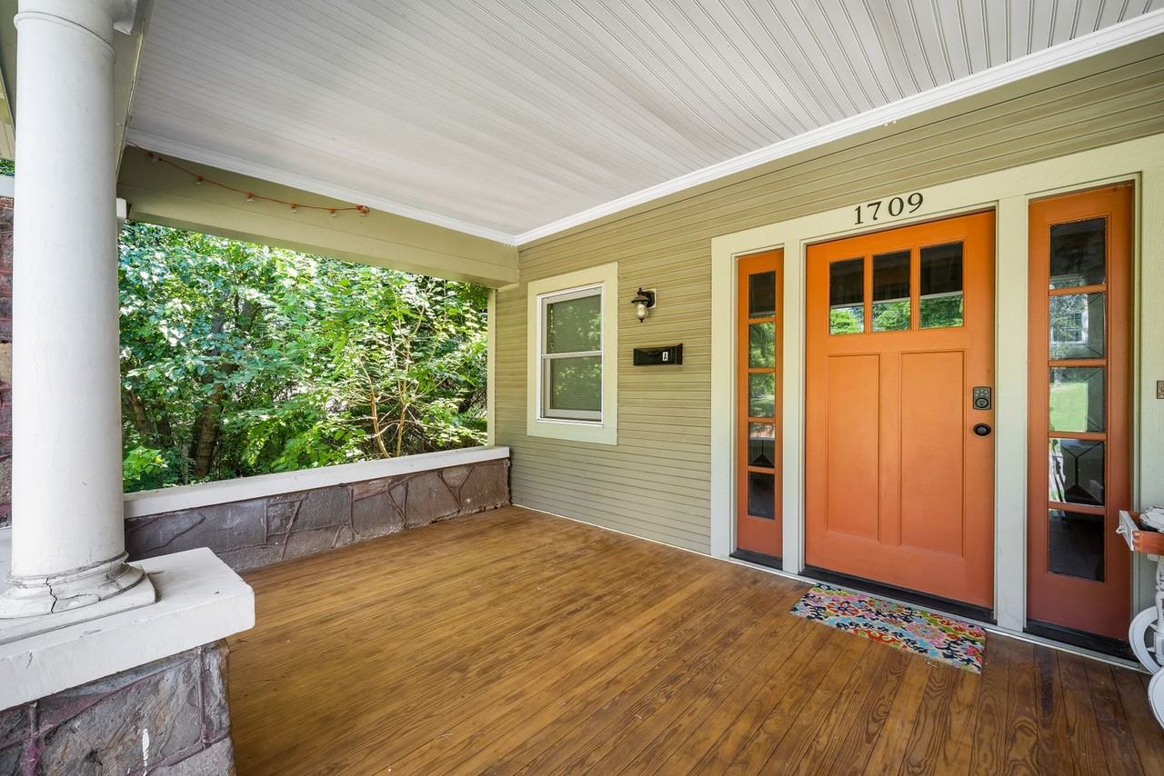 1709A Cullom St S - Photo 2 of 16