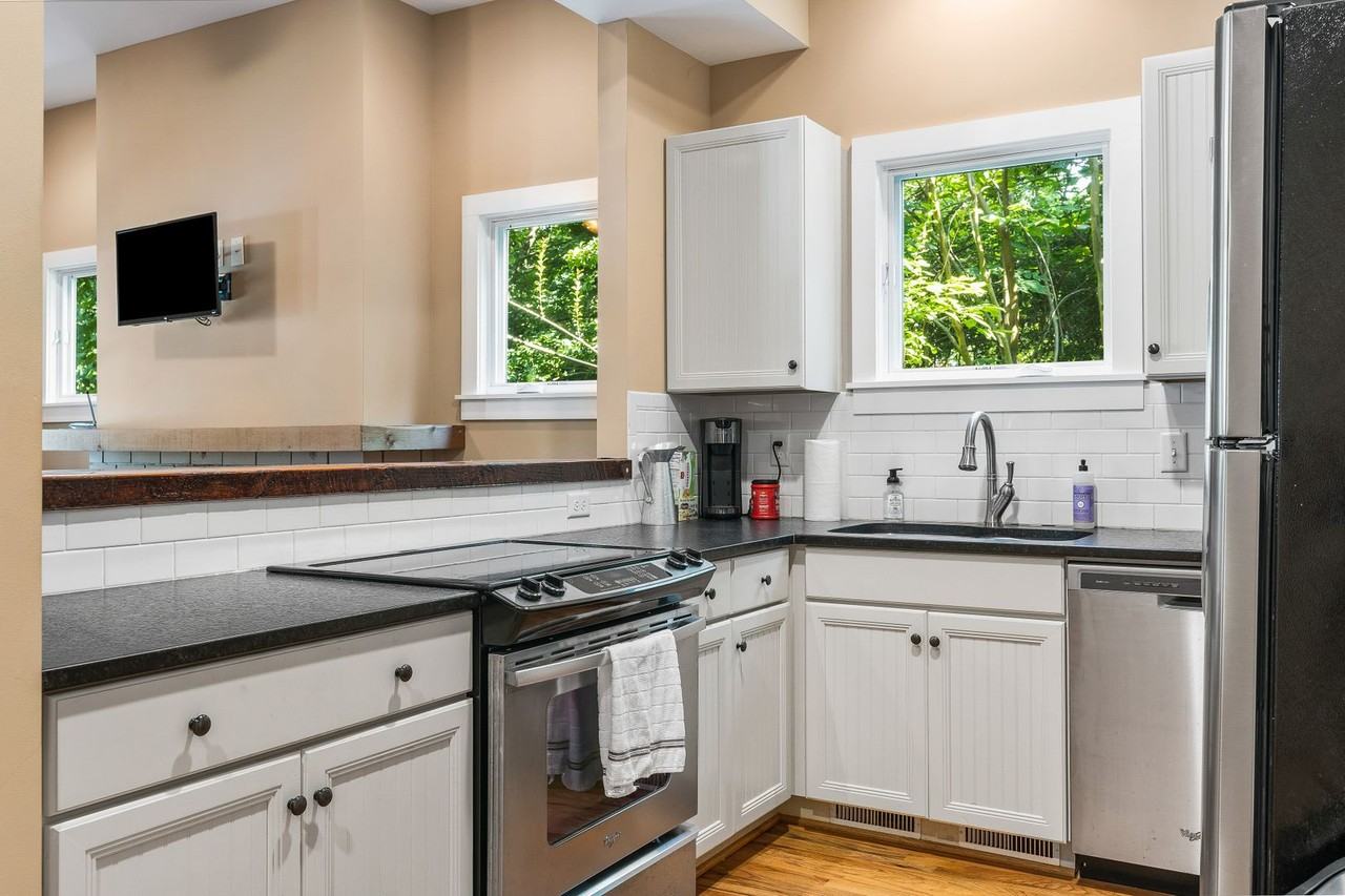 1709A Cullom St S - Photo 7 of 16