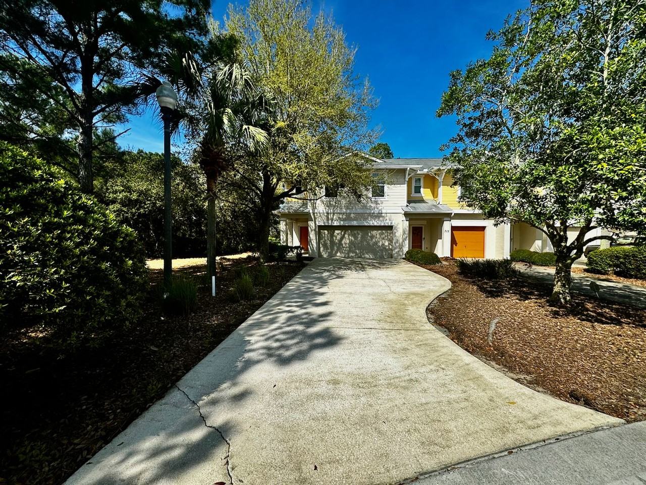 313 Sand Oak Blvd - Photo 6 of 37