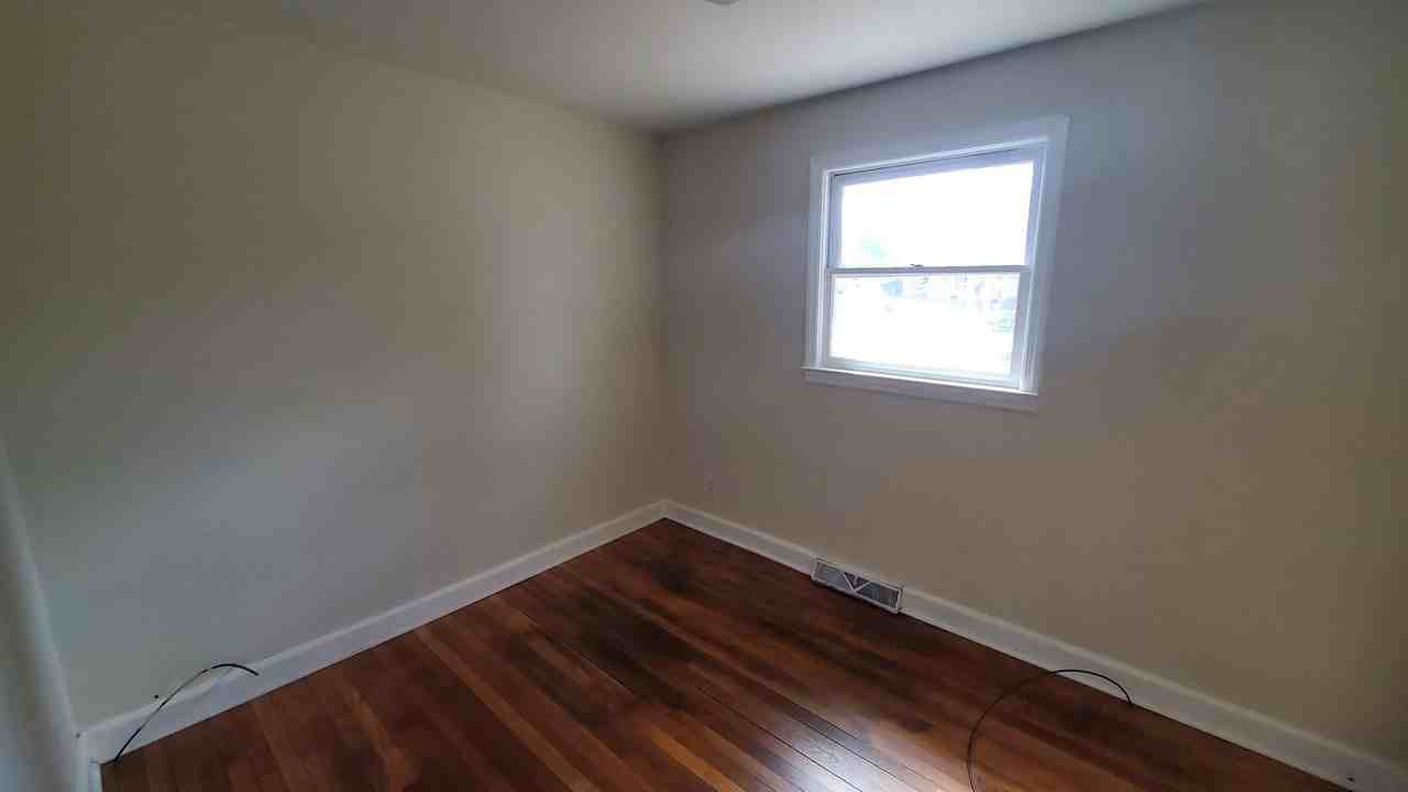 703 Bluford St - Photo 2 of 7