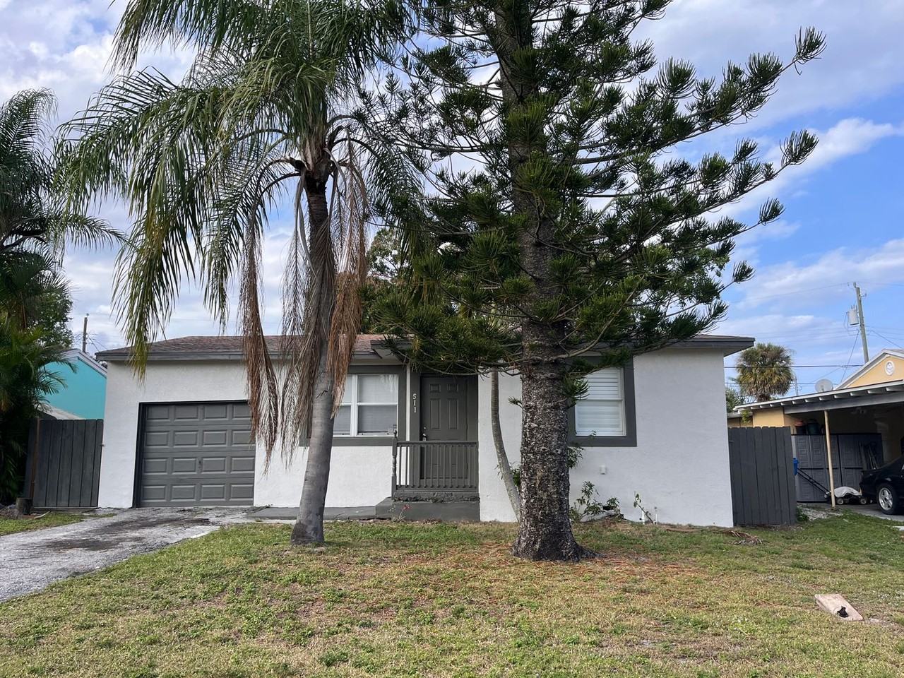 511 W Palm St - Photo 3 of 22