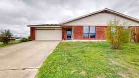 300 N 10th St - Photo 1 of 1