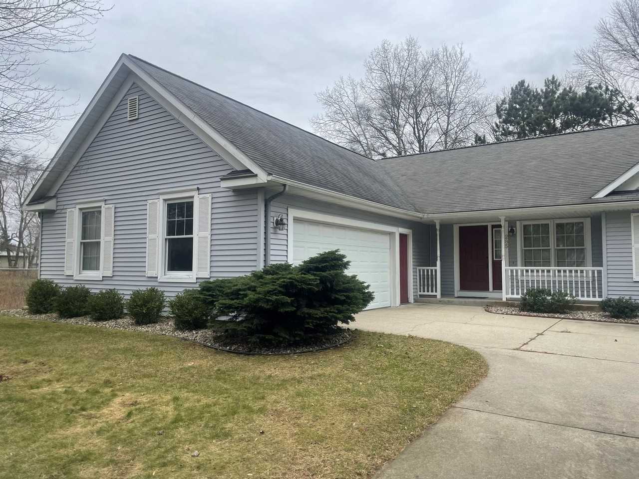 285 Trafalgar Trl - Photo 2 of 10