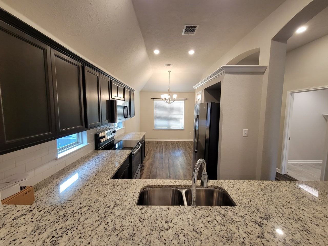 2003 Bleeker Cv - Photo 5 of 20