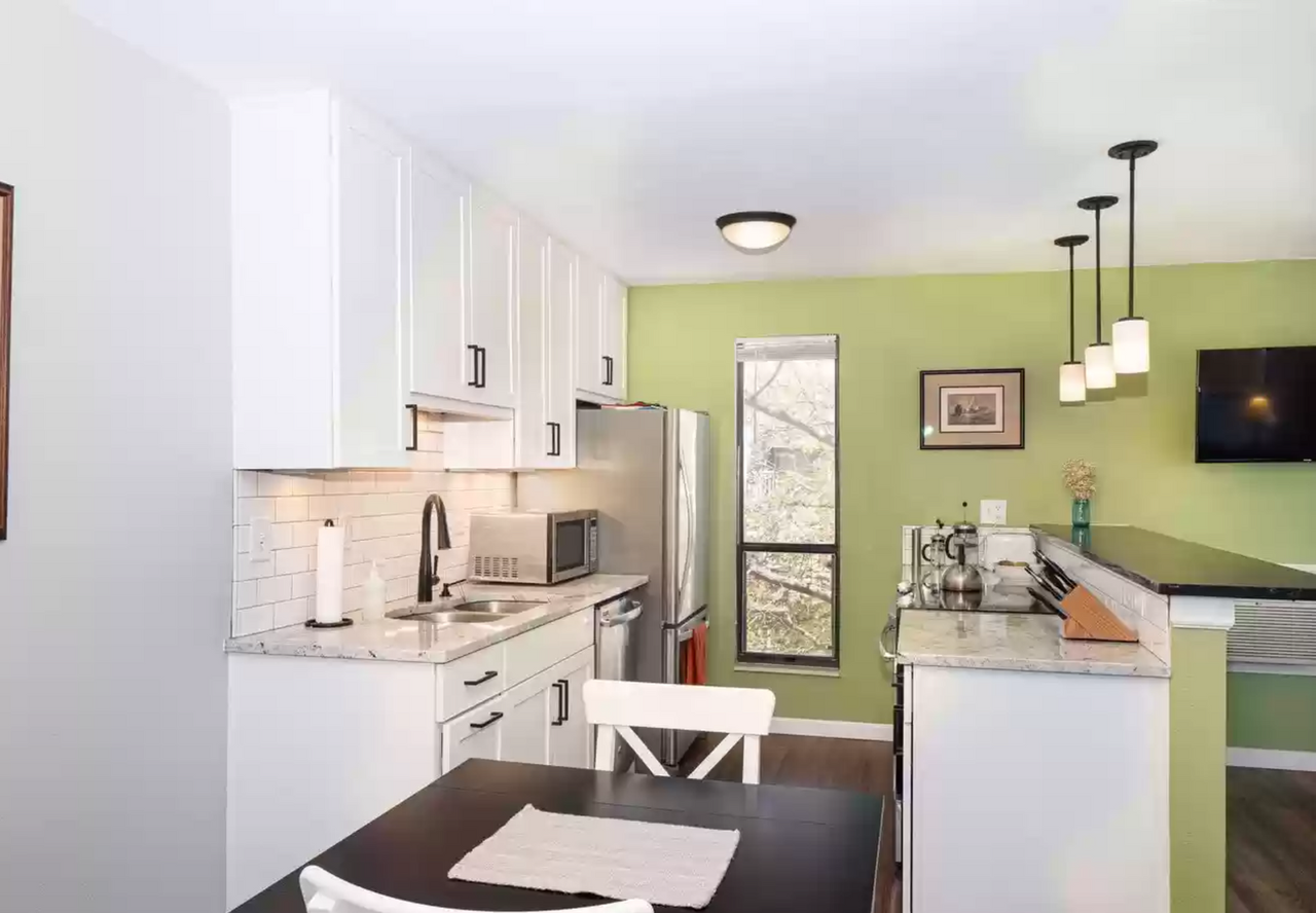665 Manhattan Dr #201 - Photo 4 of 15